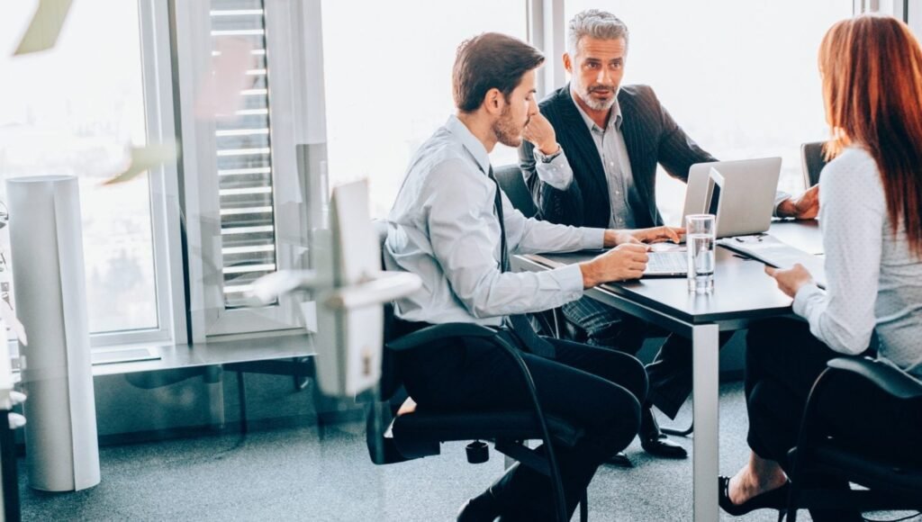 Business Growth Tips: Strategies for Success in Hindi