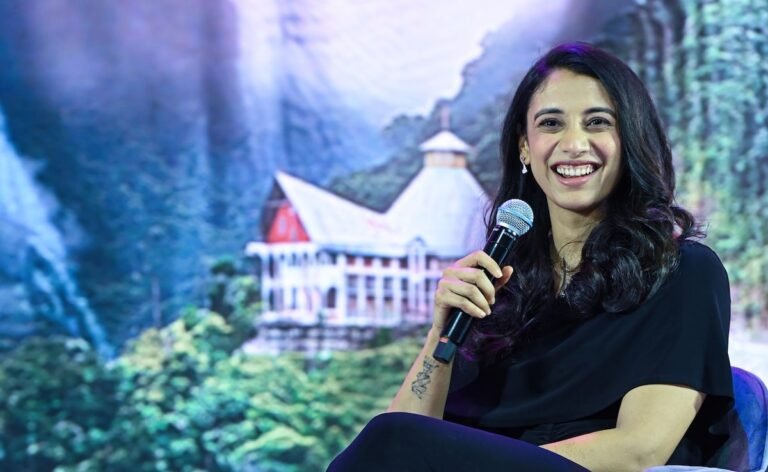 Smriti Mandhana: एक प्रेरणादायक महिला क्रिकेटर की जीवनी और संबंध